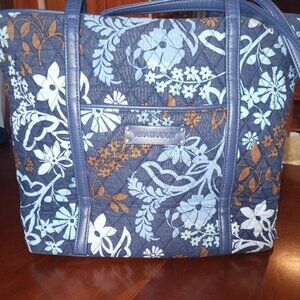 Vera Bradley "Jave Floral" blue/brown Quilted zip-top tote EUC